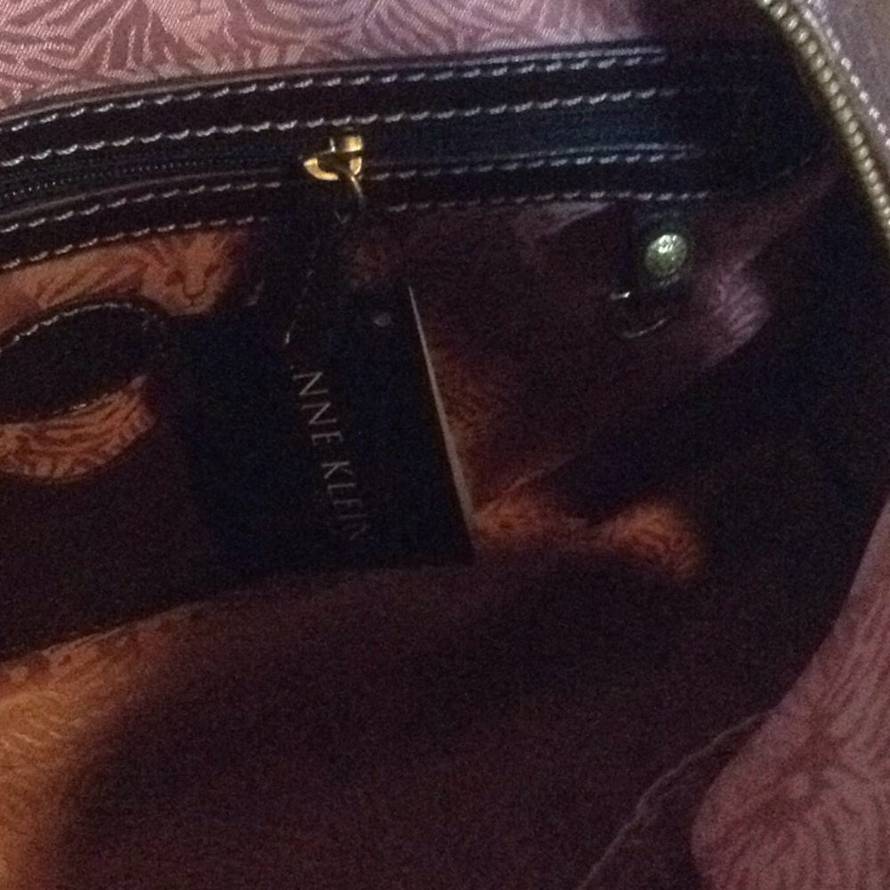 Anne Klein Genuine Leather Dust Bag and Key Fob - Picture 5 of 6